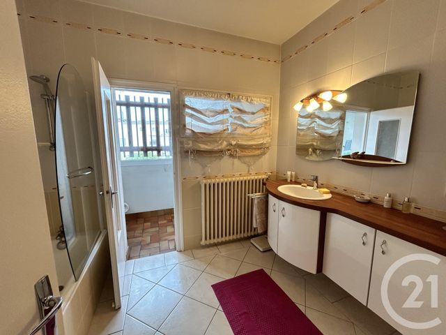 Appartement F4 à vendre - 3 pièces - 91.64 m2 - AGEN - 47 - AQUITAINE - Century 21 Joffre Immobilier